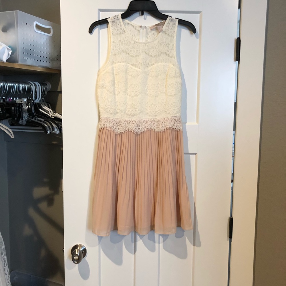 Lace dress